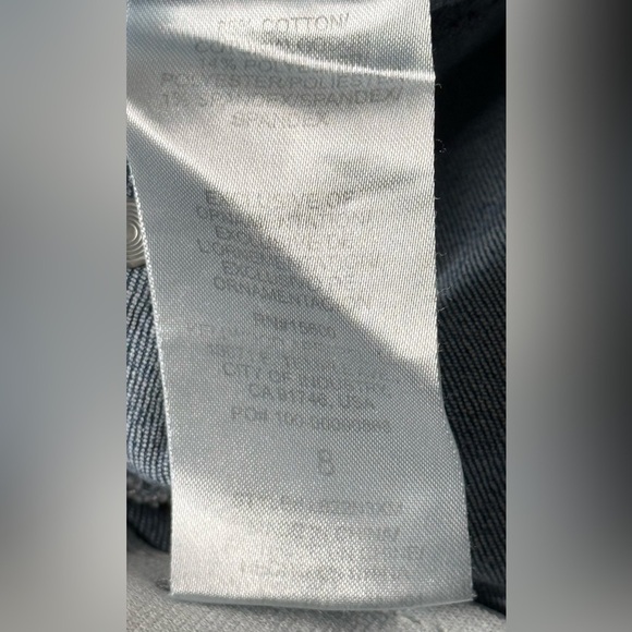 Wit & Wisdom Bermuda Jeans Distressed Shorts Sz 8 - Picture 11 of 12